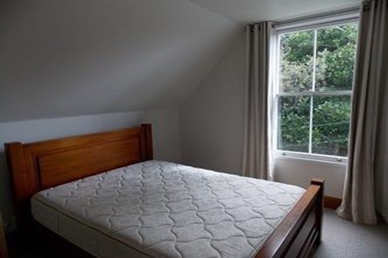 Photo of property in 19 Ascot Street, Thorndon, Wellington, 6011