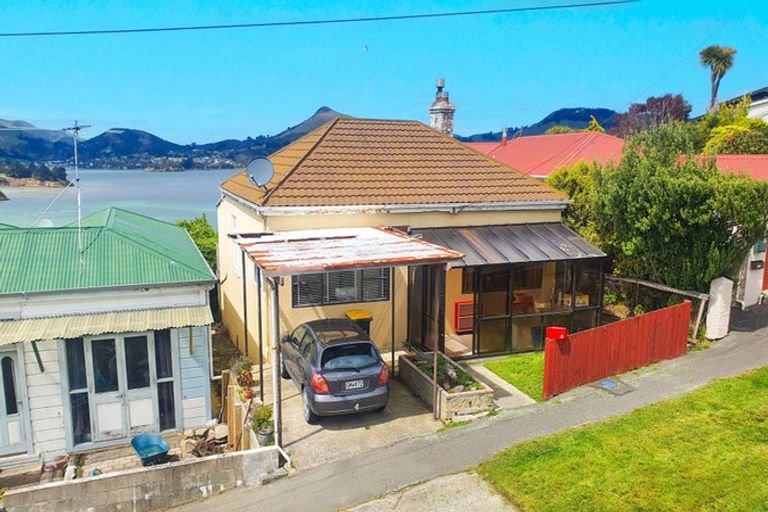 Photo of property in 37 Harrington Street, Port Chalmers, 9023