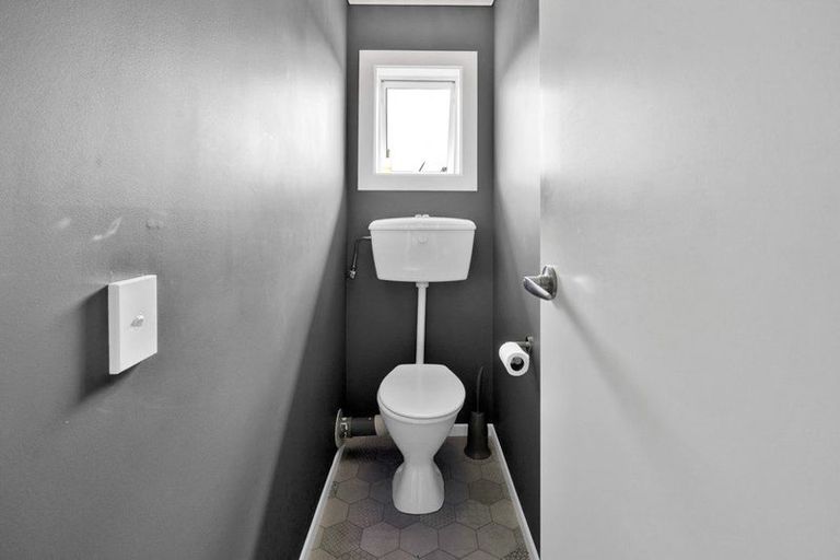 Photo of property in 12 Rennell Street, Frankleigh Park, New Plymouth, 4310