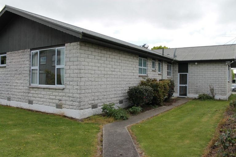 Photo of property in 19 Niddry Crescent, Winton, 9720