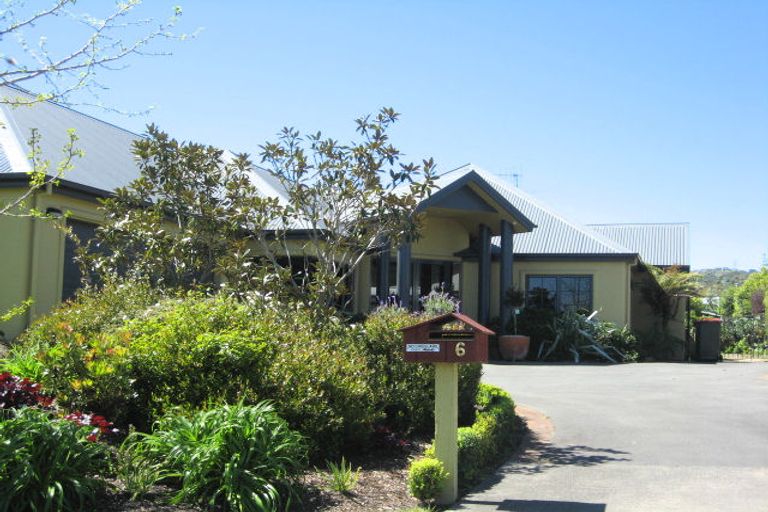 Photo of property in 6 Trolove Place, Stoke, Nelson, 7011