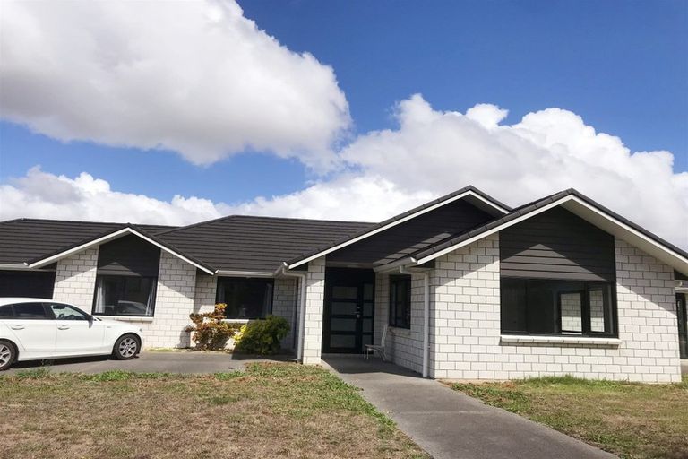 Photo of property in 34 Longbow Terrace, Flagstaff, Hamilton, 3210