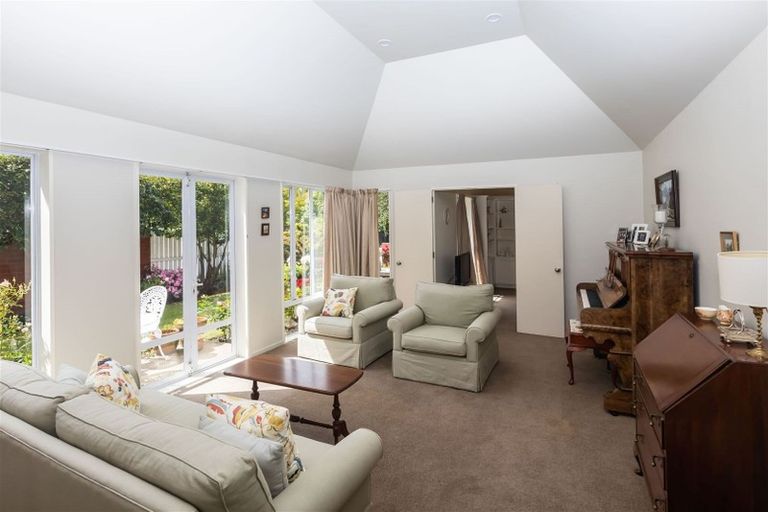 Photo of property in 3 Ilam Park Place, Ilam, Christchurch, 8041