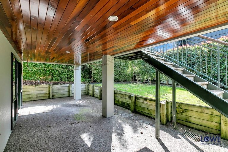 Photo of property in 1a Bournemouth Terrace, Murrays Bay, Auckland, 0630