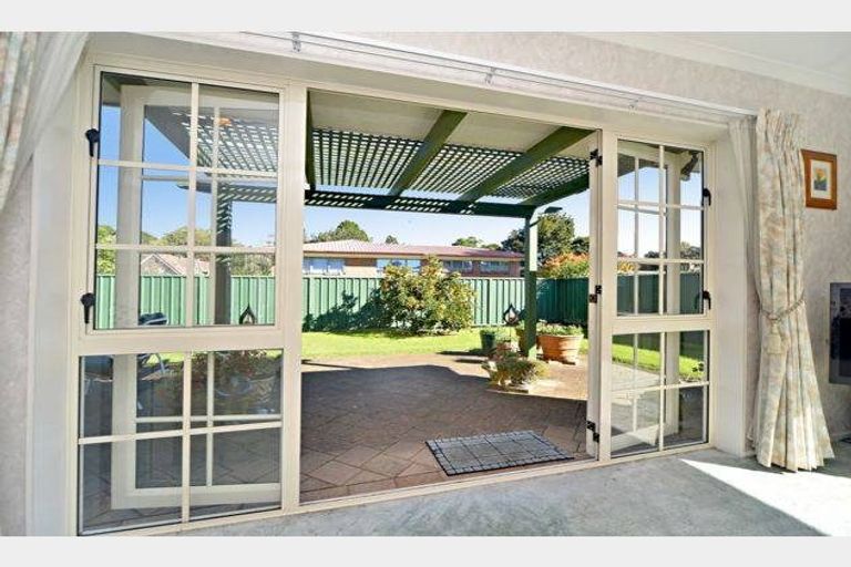 Photo of property in 19a Butterworth Avenue, Opaheke, Papakura, 2113