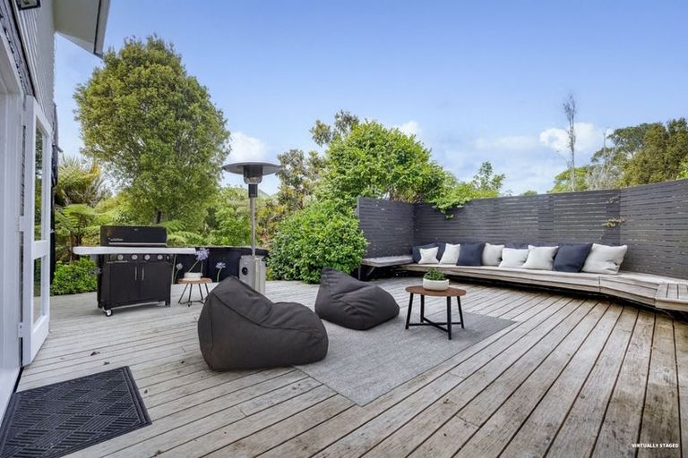 Photo of property in 142 Glamorgan Drive, Torbay, Auckland, 0630