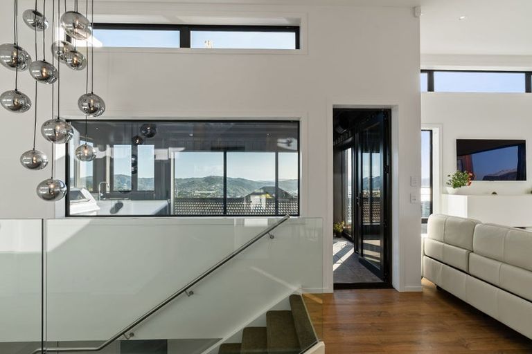 Photo of property in 49 Ashton Fitchett Drive, Brooklyn, Wellington, 6021