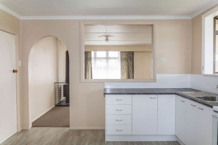 Photo of property in 6 Stanley Street, Dannevirke, 4930