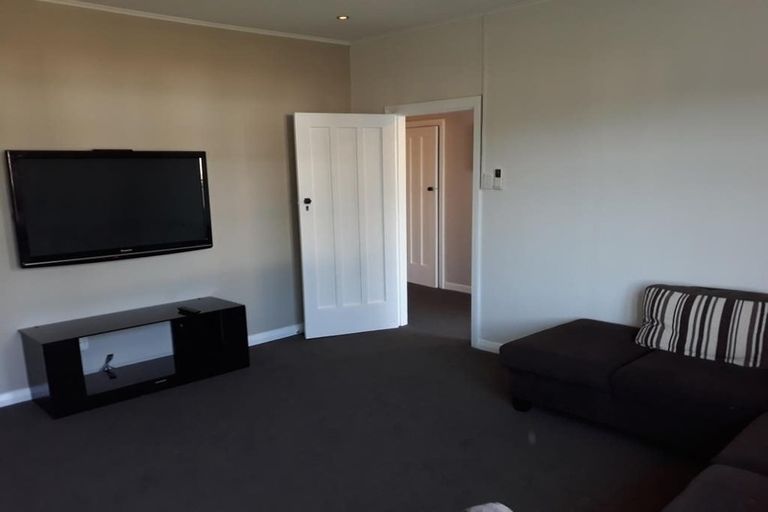 Photo of property in 8 Piko Crescent, Riccarton, Christchurch, 8041