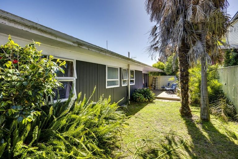 Photo of property in 26 Liverpool Crescent, Tamatea, Napier, 4112