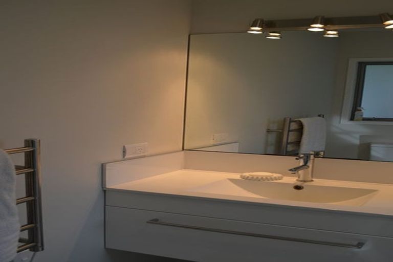 Photo of property in 109a Wairau Road, Oakura, 4314