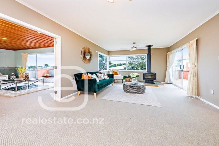 Photo of property in 42 Gordon Avenue, Milford, Auckland, 0620