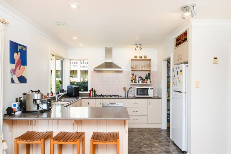 Photo of property in 39 Lincoln Terrace, Hokowhitu, Palmerston North, 4410