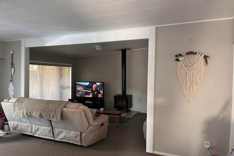 Photo of property in 2/52 Scenic Drive, Hillpark, Auckland, 2102