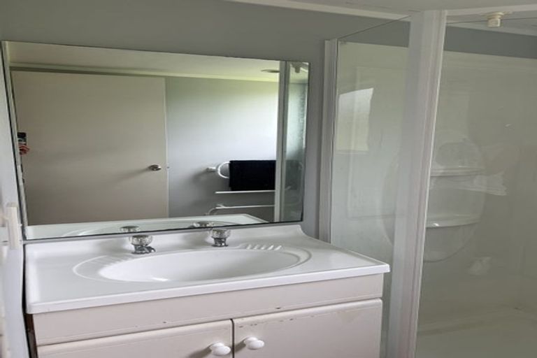 Photo of property in 1291 Old North Road, Helensville, 0875