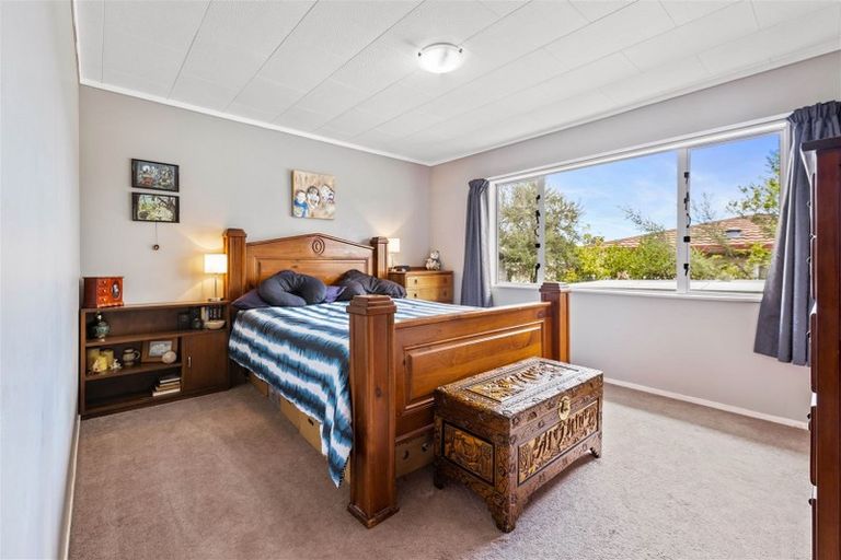 Photo of property in 58 Hindmarsh Street, Henderson, Auckland, 0612