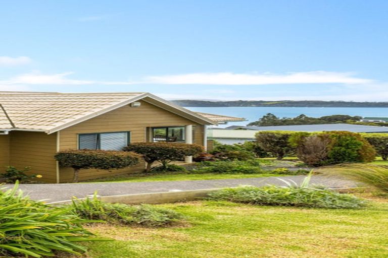 Photo of property in 2 Fidelis Avenue, Snells Beach, 0920