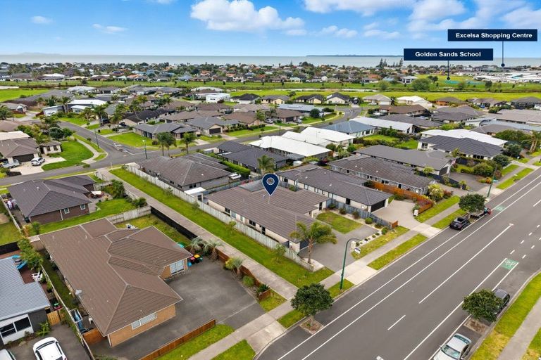 Photo of property in 82 Golden Sands Drive, Papamoa Beach, Papamoa, 3118