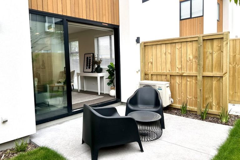 Photo of property in 4/14 Crohane Place, Addington, Christchurch, 8024