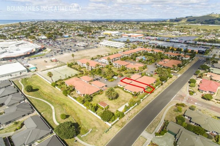 Photo of property in 55/111 Santa Monica Drive, Papamoa Beach, Papamoa, 3118