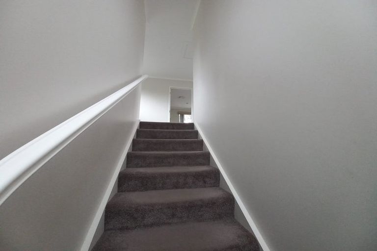 Photo of property in 1/12 Solana Court, Botany Downs, Auckland, 2010