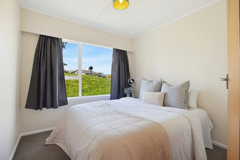 Photo of property in 146 Conclusion Street, Ascot Park, Porirua, 5024
