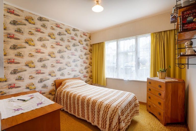 Photo of property in 51 Leicester Street, Cannons Creek, Porirua, 5024