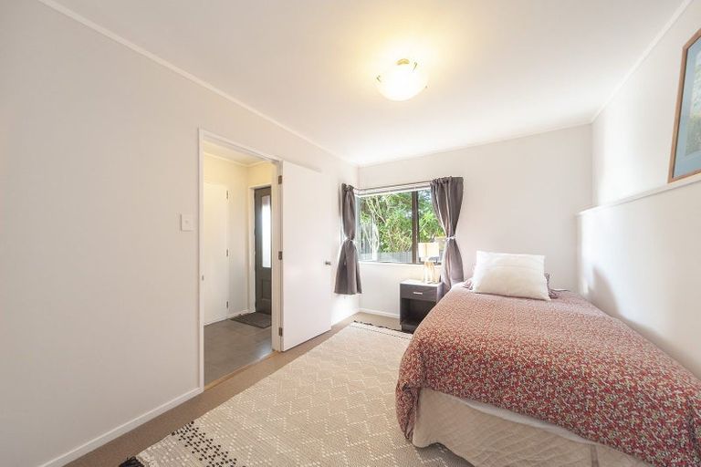 Photo of property in 84a Strathmore Avenue, Strathmore Park, Wellington, 6022