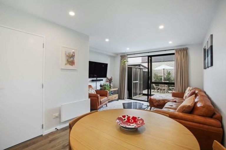 Photo of property in 28 Ivy Nola Way, Henderson, Auckland, 0612
