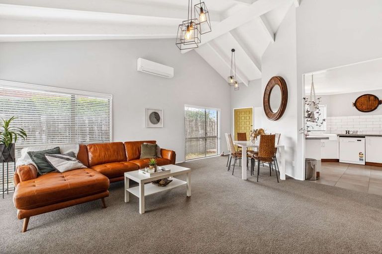 Photo of property in 1/436 Great South Road, Opaheke, Papakura, 2113