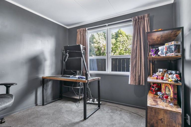 Photo of property in 7 Ryder Crescent, Levin, 5510