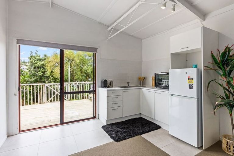 Photo of property in 167 Vipond Road, Stanmore Bay, Whangaparaoa, 0932