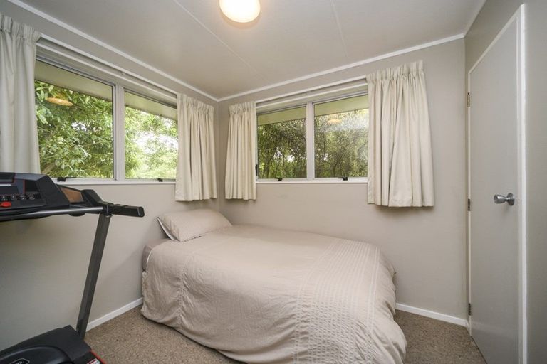 Photo of property in 1 Grant Place, Awapuni, Palmerston North, 4412