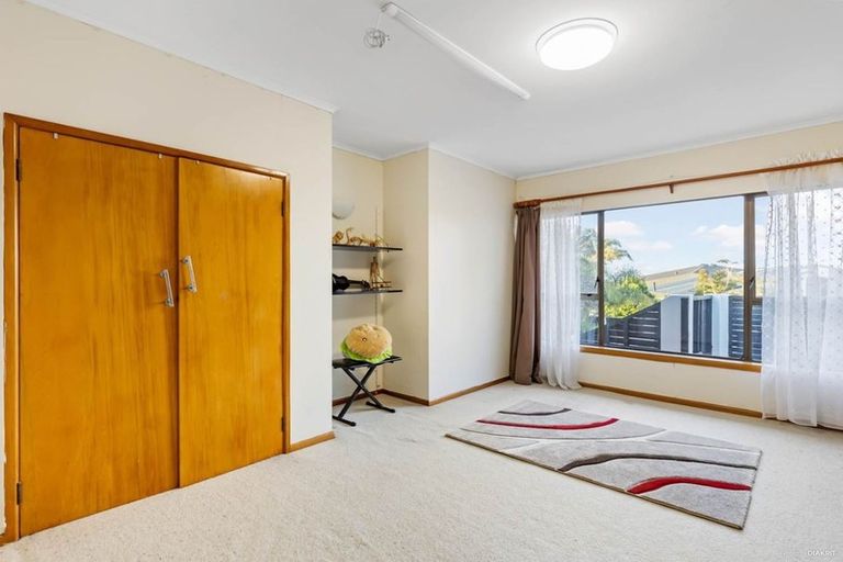 Photo of property in 65 Macleans Road, Bucklands Beach, Auckland, 2014