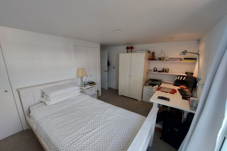 Photo of property in 74 Wallace Street, Mount Cook, Wellington, 6021