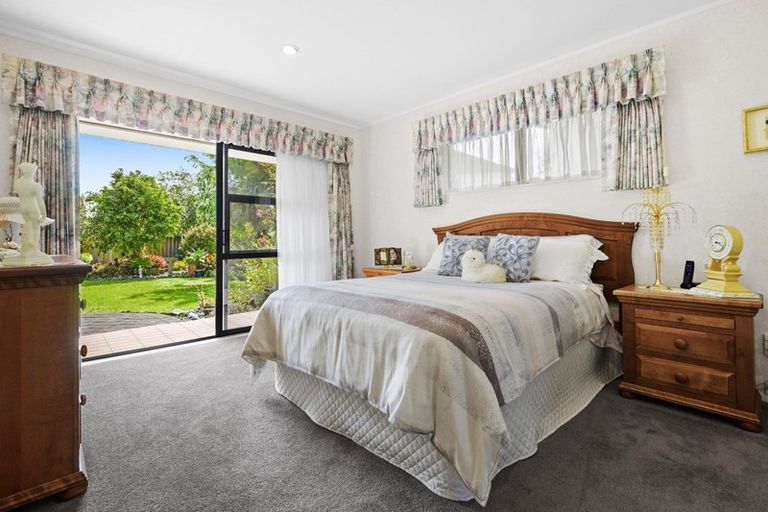 Photo of property in 8 Mt Blanc Place, Northpark, Auckland, 2013