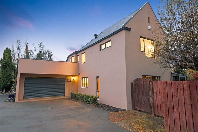 Photo of property in 128a Mcfaddens Road, St Albans, Christchurch, 8052
