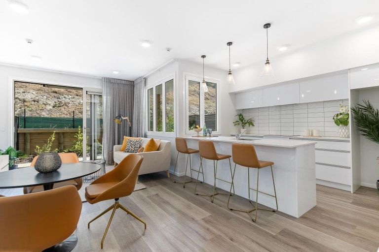 Photo of property in 24/10 George Bullen Lane, Arthurs Point, Queenstown, 9371