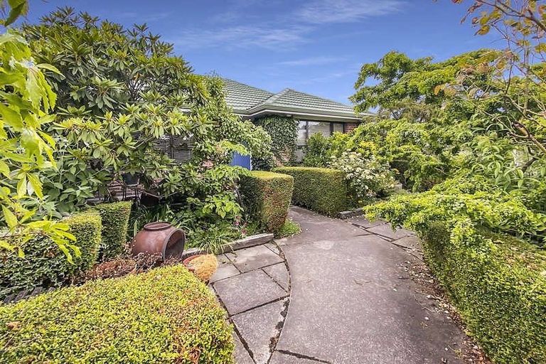 Photo of property in 1/183 Wairakei Road, Bryndwr, Christchurch, 8053