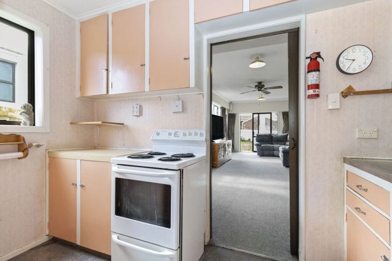 Photo of property in 12 Lawrence Avenue, Te Aroha, 3320