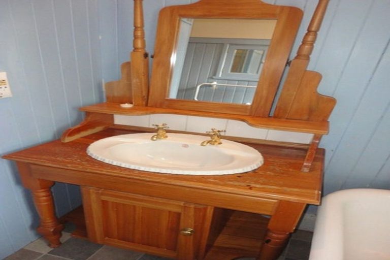 Photo of property in 30 Field Terrace, Upper Riccarton, Christchurch, 8041