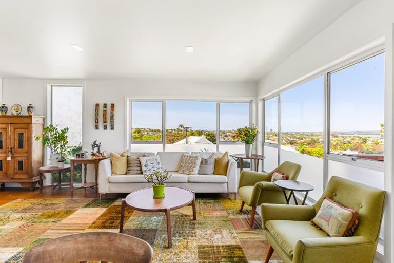 Photo of property in 38 Hinemoa Street, Birkenhead, Auckland, 0626