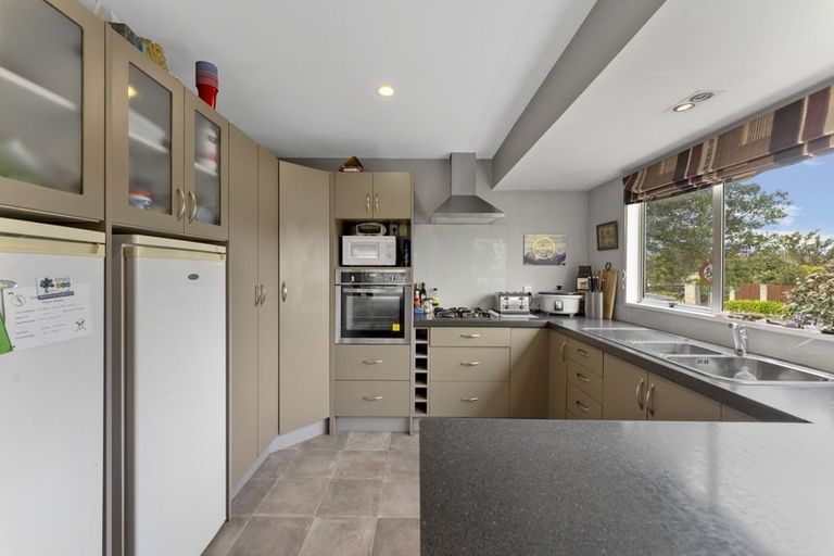 Photo of property in 1 Birdling Place, Halswell, Christchurch, 8025