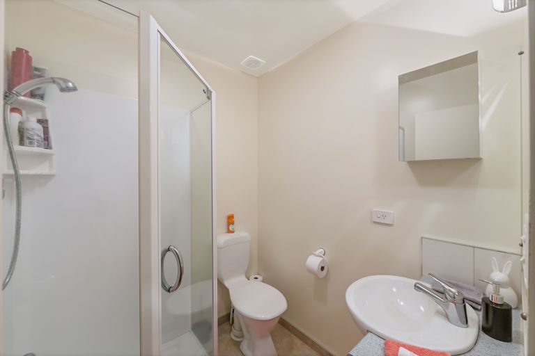 Photo of property in 18 Carento Way, Stanmore Bay, Whangaparaoa, 0932