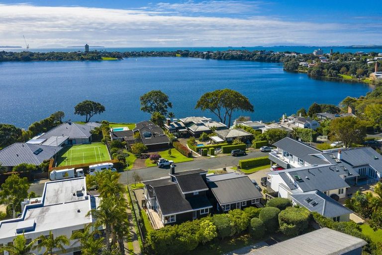 Photo of property in 2/14 Lake View Road, Takapuna, Auckland, 0622