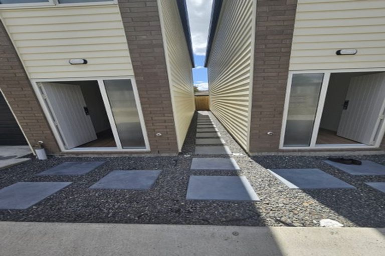 Photo of property in 5b Menen Place, Manurewa, Auckland, 2105