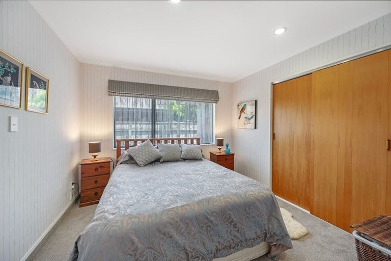 Photo of property in 10 Bishops Close, Greenmeadows, Napier, 4112