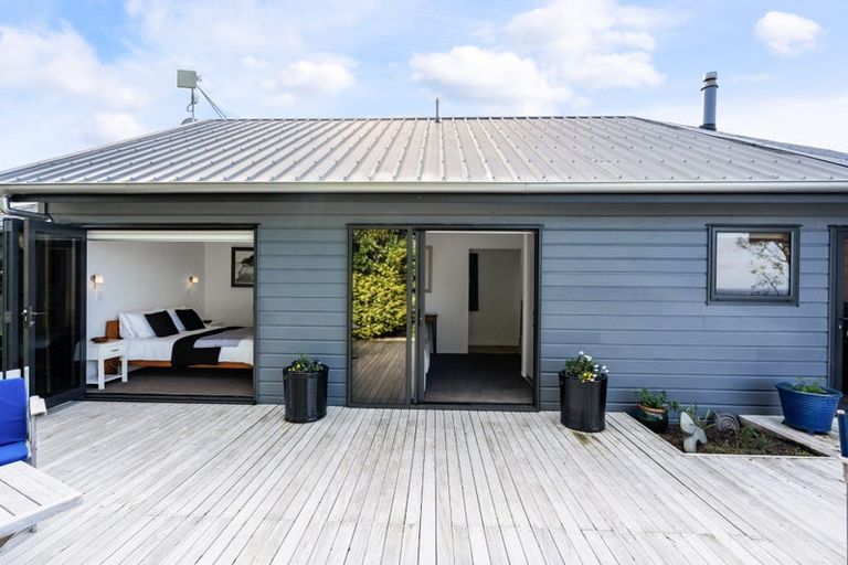 Photo of property in 347 Rockell Road, Whananaki, Hikurangi, 0181