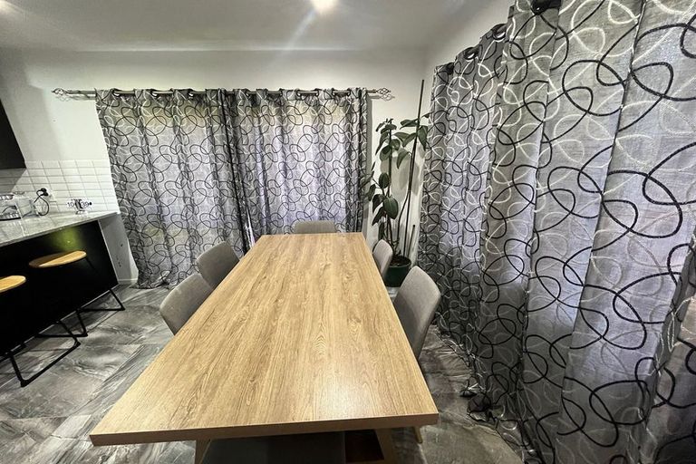 Photo of property in 6b Flamingo Court, Goodwood Heights, Auckland, 2105