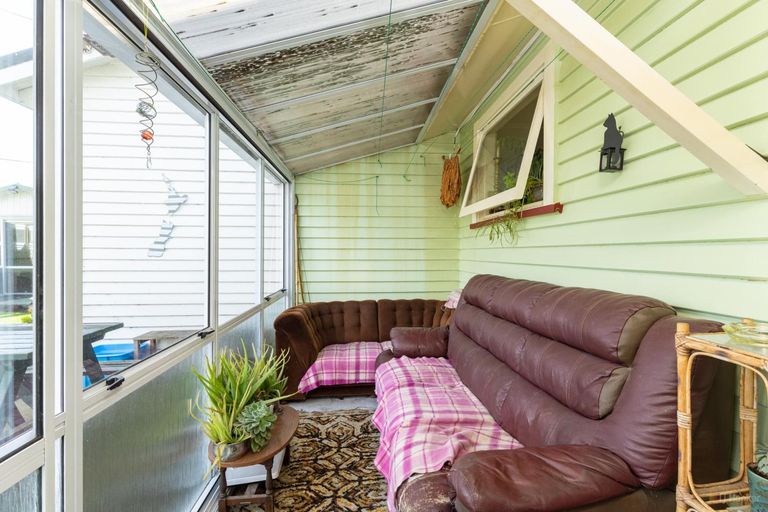 Photo of property in 14 Waimate Highway, Saint Andrews, 7988